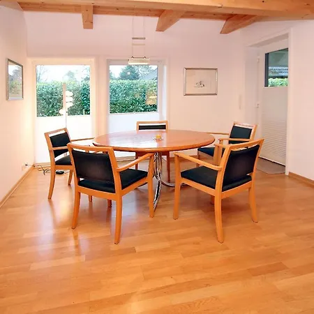 Am Gruenstreifen 29_ Haus Liguster * Wyk auf Foehr